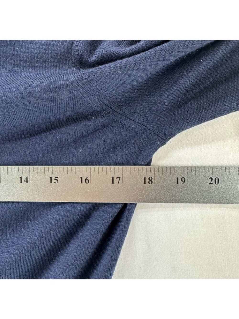 C. Wonder Merino Wool Cardigan Sweater Womens 2XS Button Up V-Neck Cropped Blue - Picture 3 of 8
